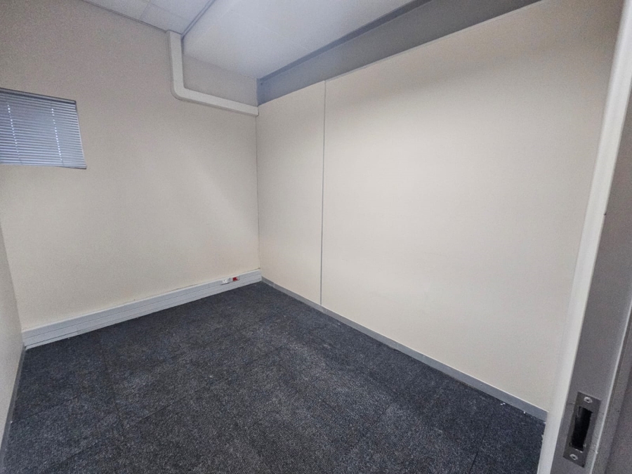 To Let commercial Property for Rent in Berea Eastern Cape